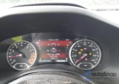 2021 Jeep Renegade Latitude 4X4 из США, поврежденный, VIN ZACNJDBB8MPM15234